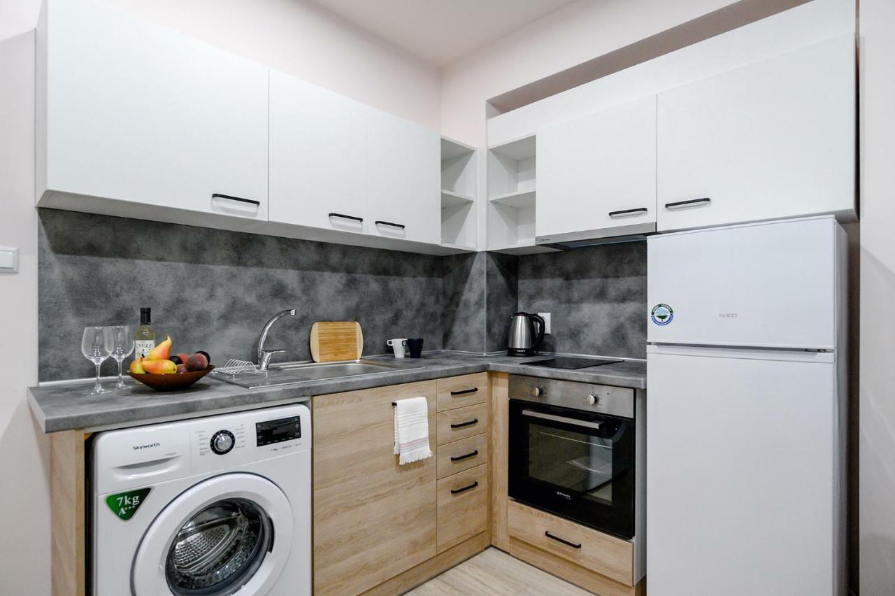 Studio Thermi 1 Varna Exterior foto