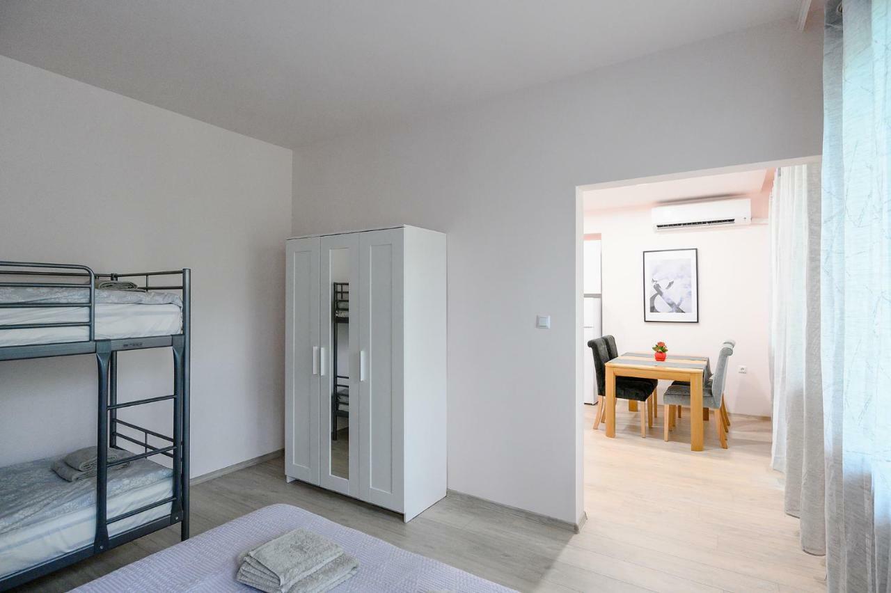 Studio Thermi 1 Varna Exterior foto