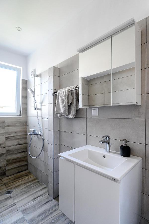 Studio Thermi 1 Varna Exterior foto